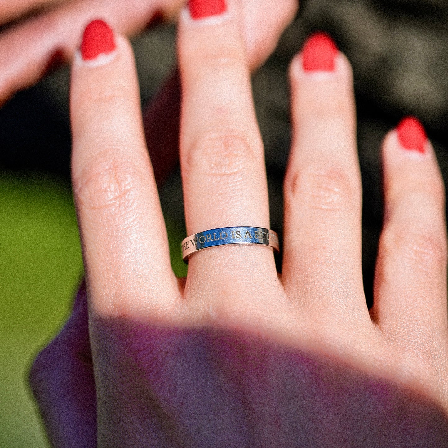 "the world is a better place" Ring NEW